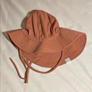 fini. the label floppy hat - 3-6yr